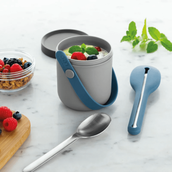 لانش بوكس و طقم أدوات مائدة السفر