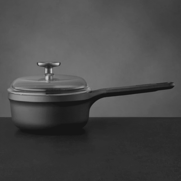 قدر بغطاء 18 سم