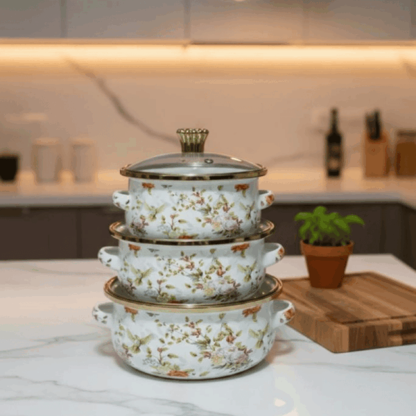 طقم حلل ثلاجه خليجيه مطليه بالمينا ومزينه بالرسوم ونقوش الزهور او الطيور مقاسات 16-14-12