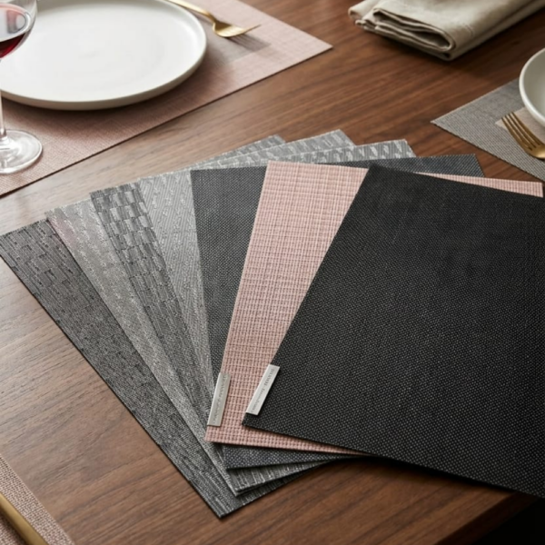 طقم مفرش طاولة بلاستيك حراري 6 قطع