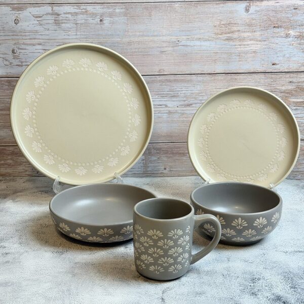 طقم عشاء تايلاندى 30 قطعه – Embossed – Gray