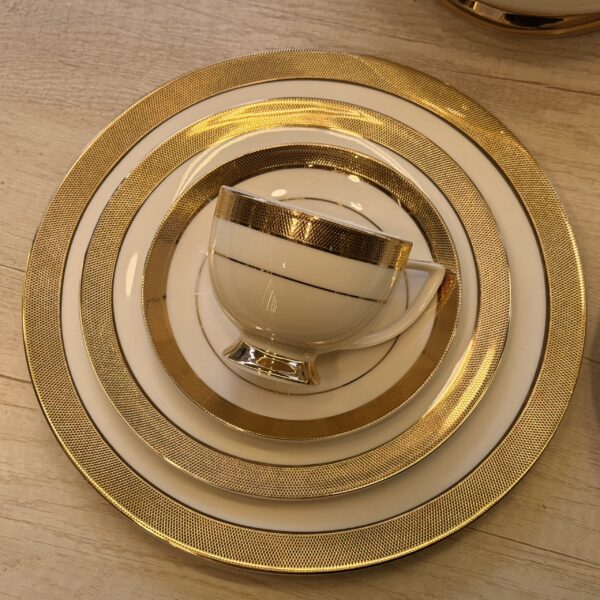 طقم سفره 60 قطعه – LS6660G