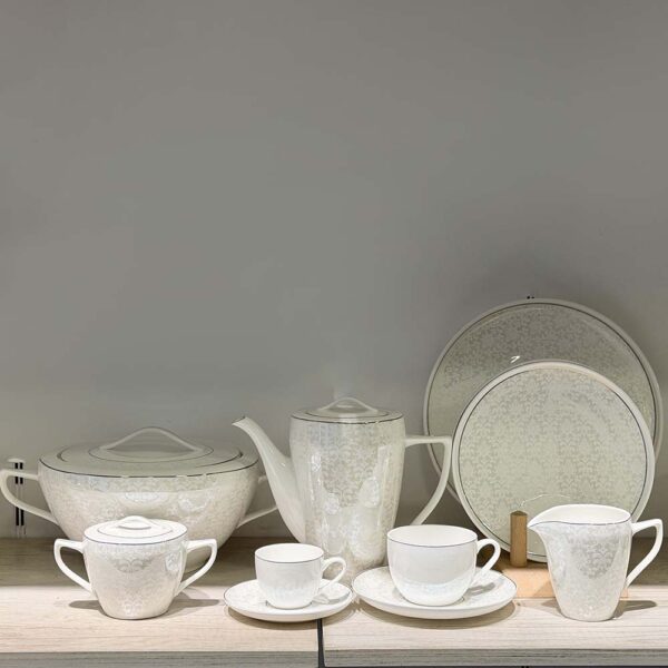 طقم سفره 60 قطعه – M24-008A