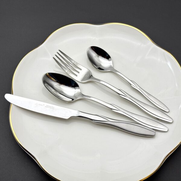 شنطه معالق 86 قطعه – 032S