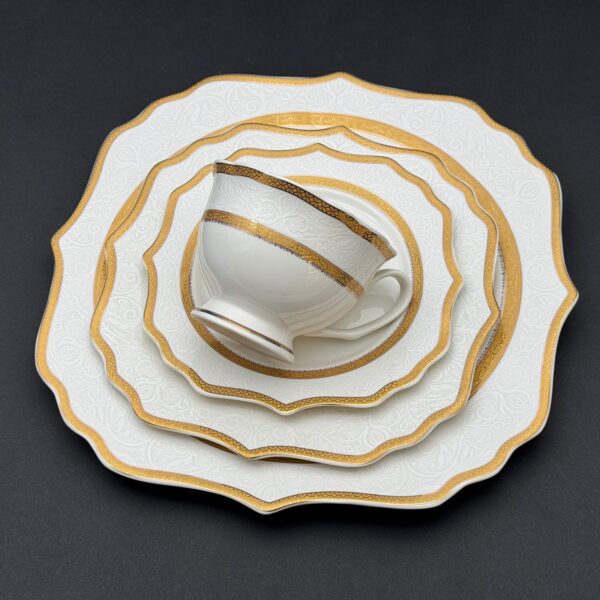 طقم سفره 62 قطعه – SYH-2617