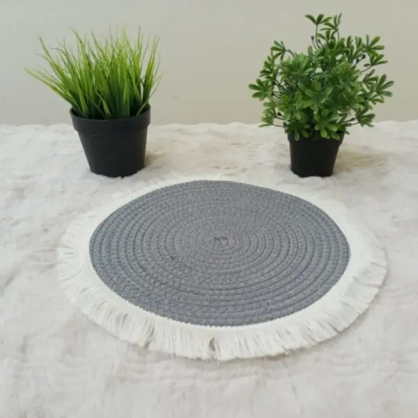 كوستر من الكتان المضفر مقاس 32 سم مستدير عازل للحراره