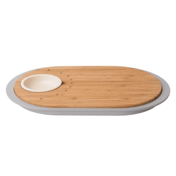 لوح تقطيع من الخيرزان علي الوجهين مع صينية(Berghoff)